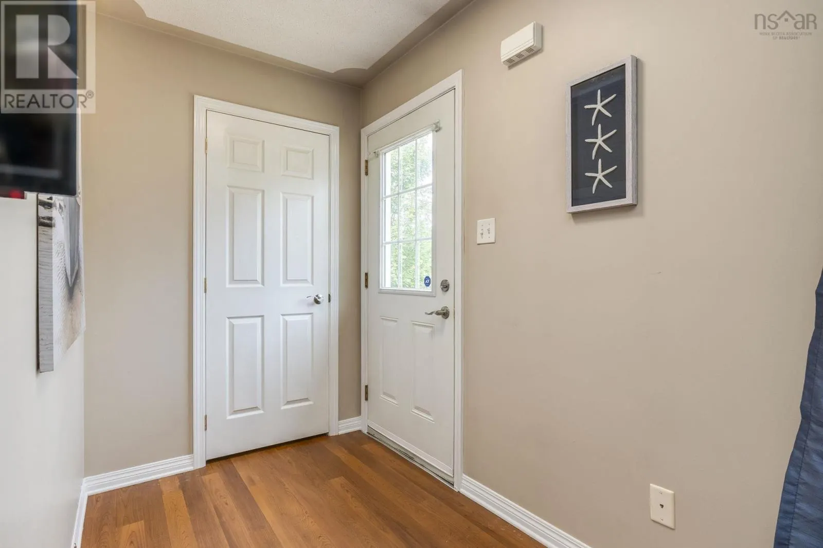 3 Bayview Lane