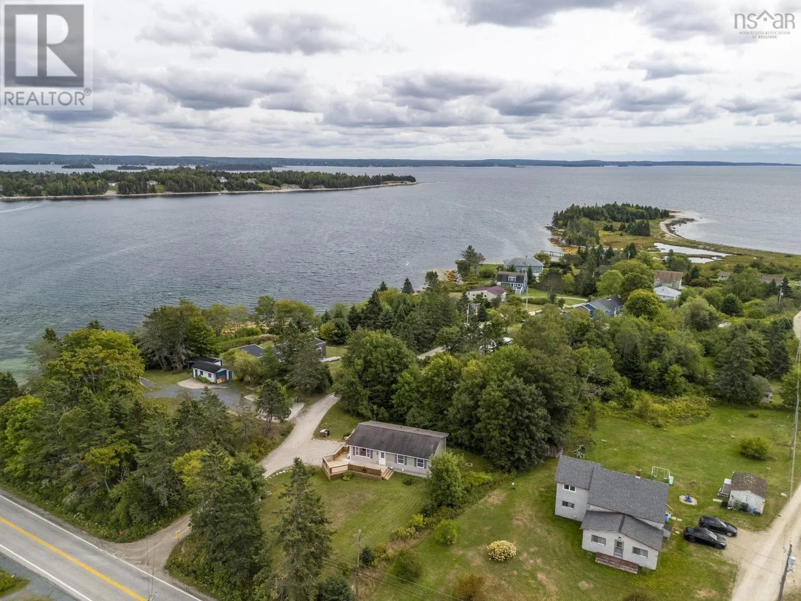 3 Bayview Lane