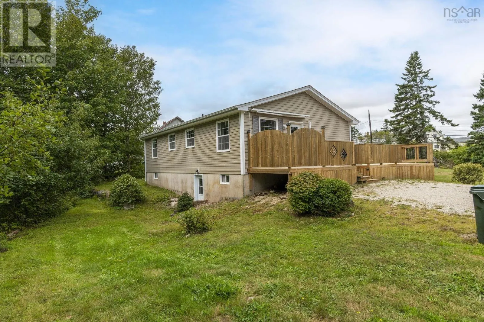 3 Bayview Lane
