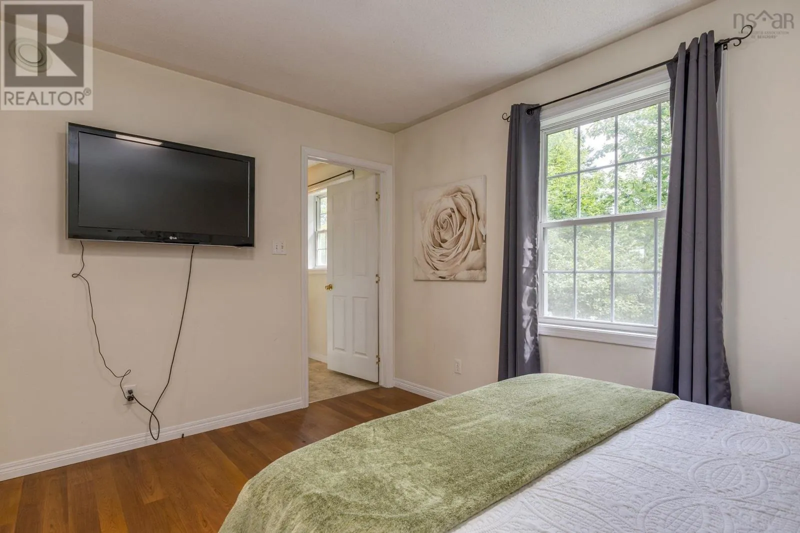 3 Bayview Lane