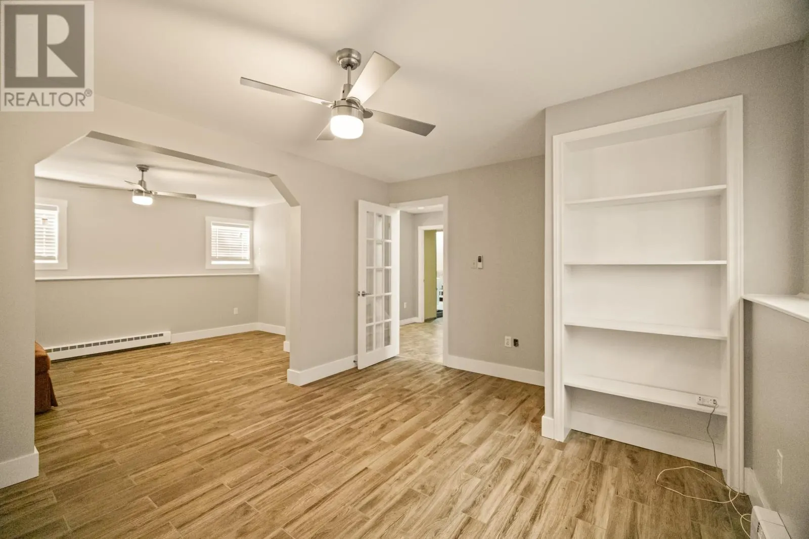 140 Westridge Crescent