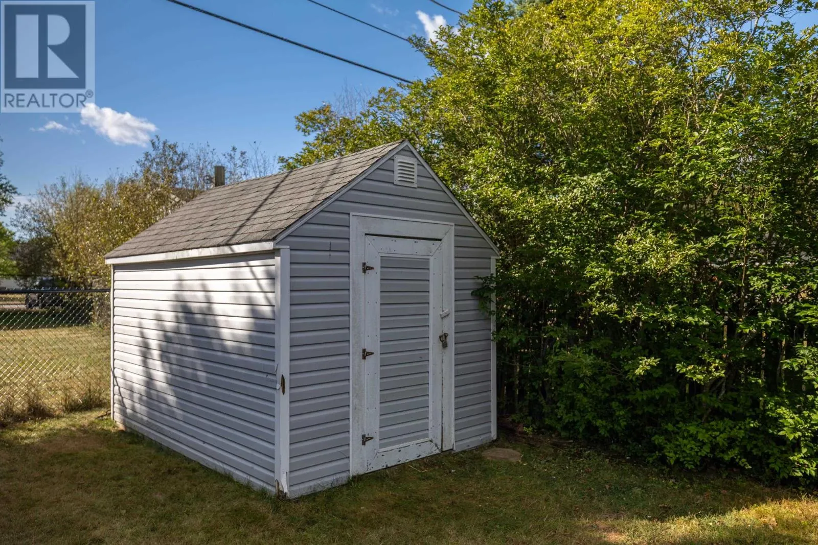 140 Westridge Crescent