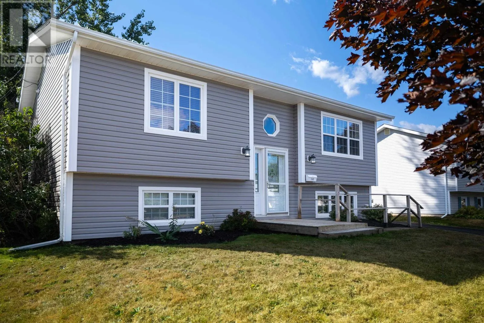 140 Westridge Crescent