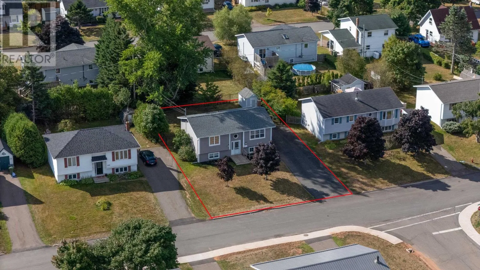 140 Westridge Crescent