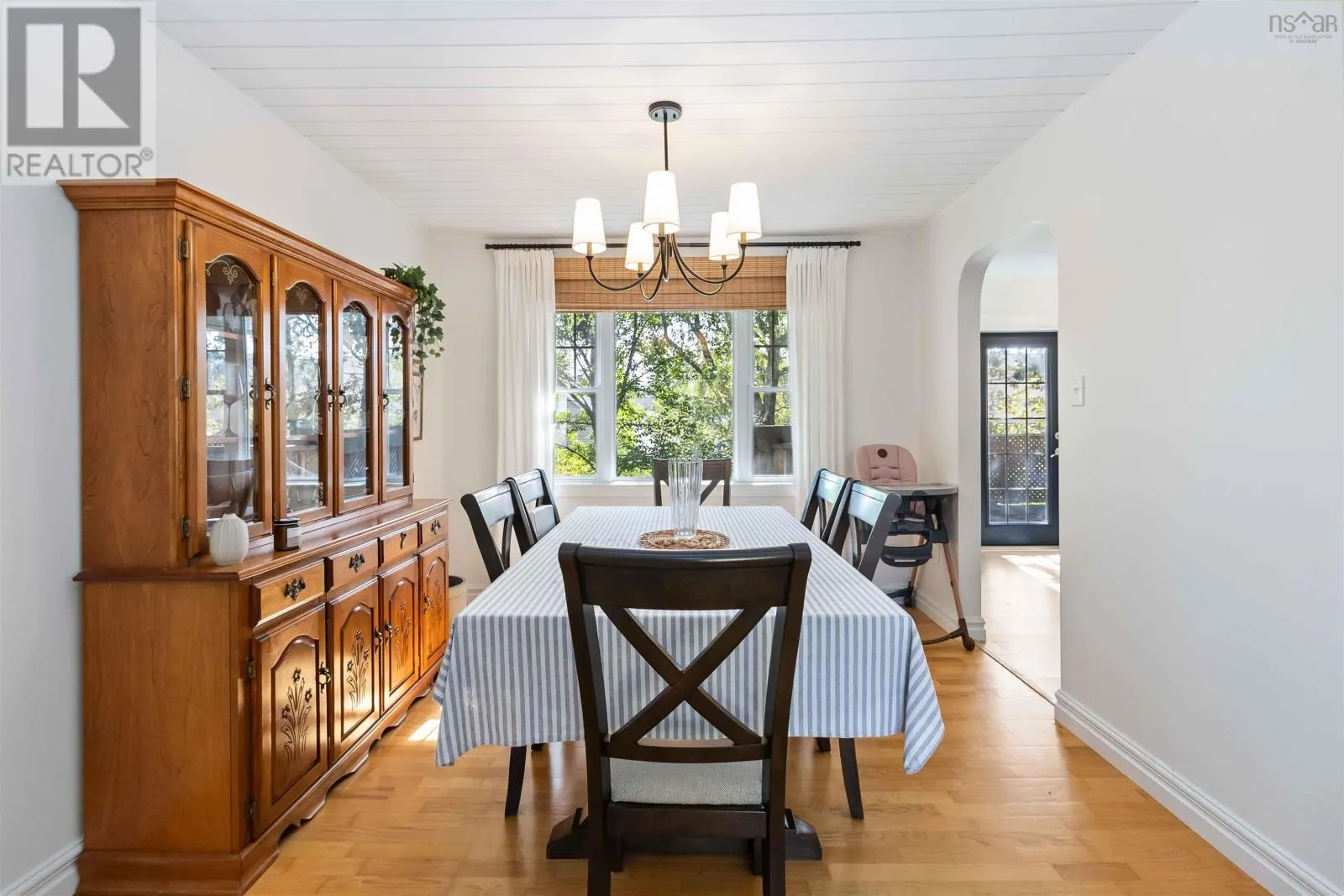 54 Windfield Crescent