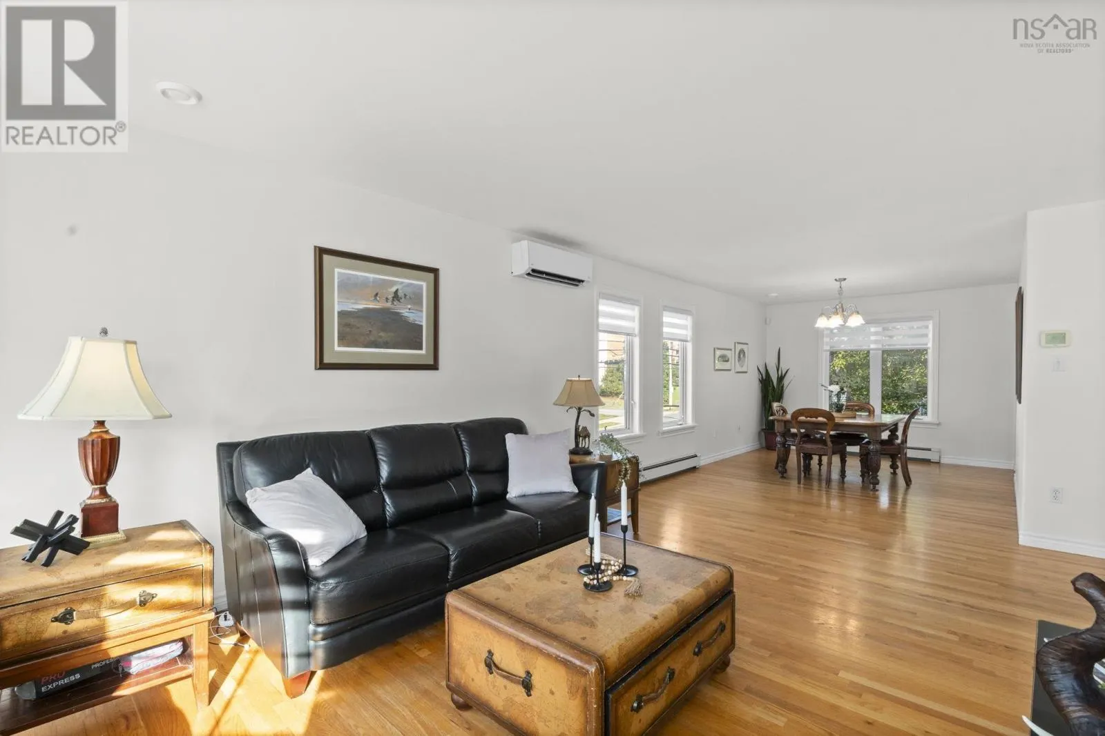 4 Carlina Court