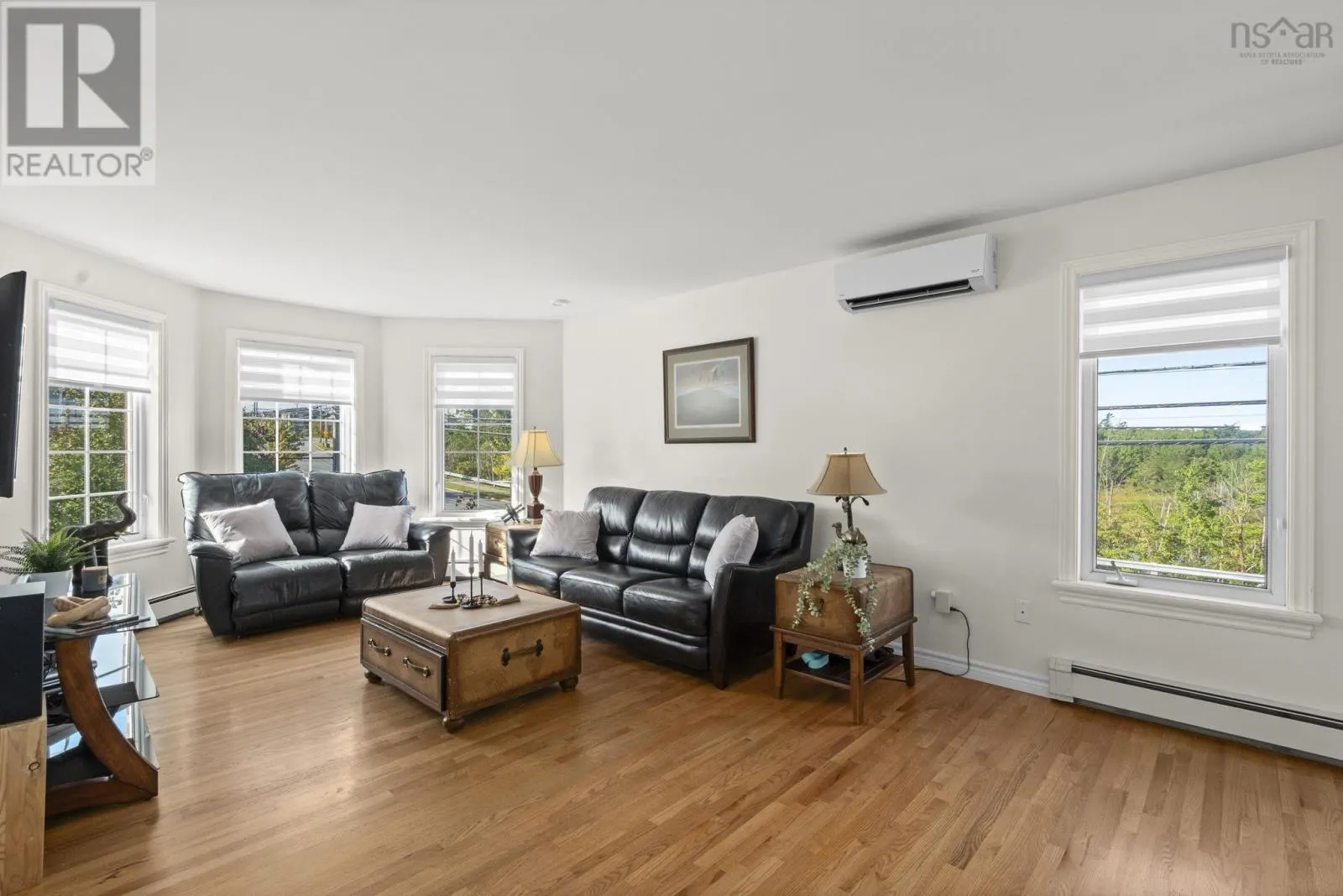 4 Carlina Court