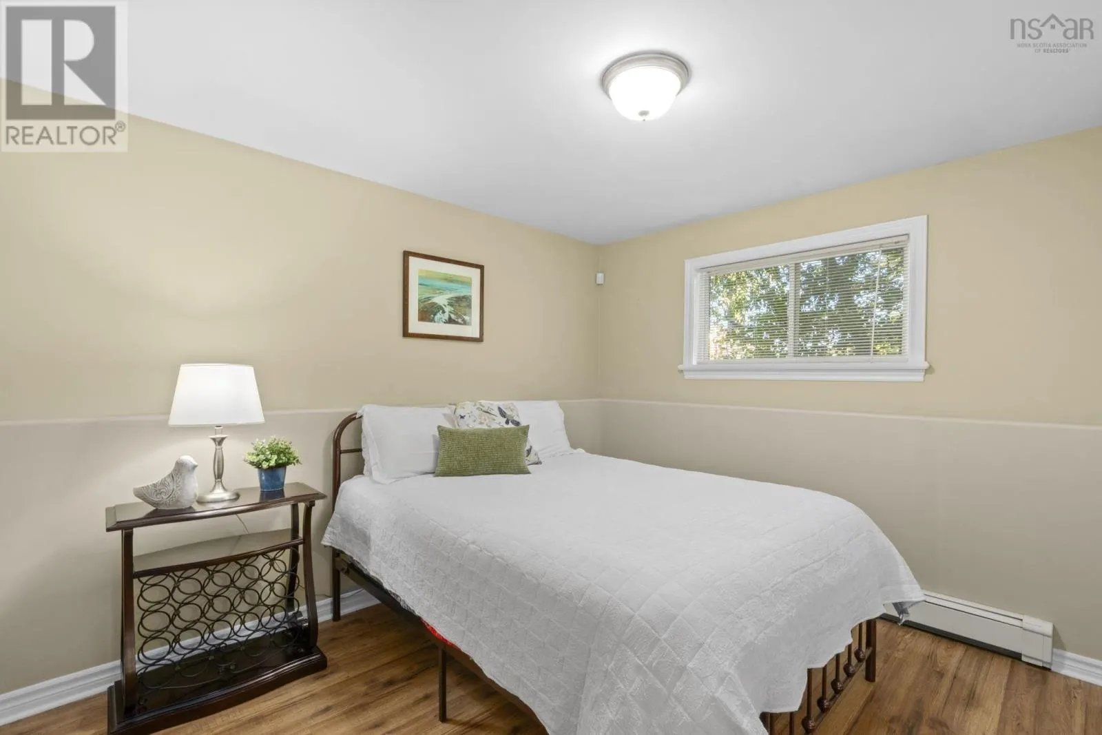 4 Carlina Court