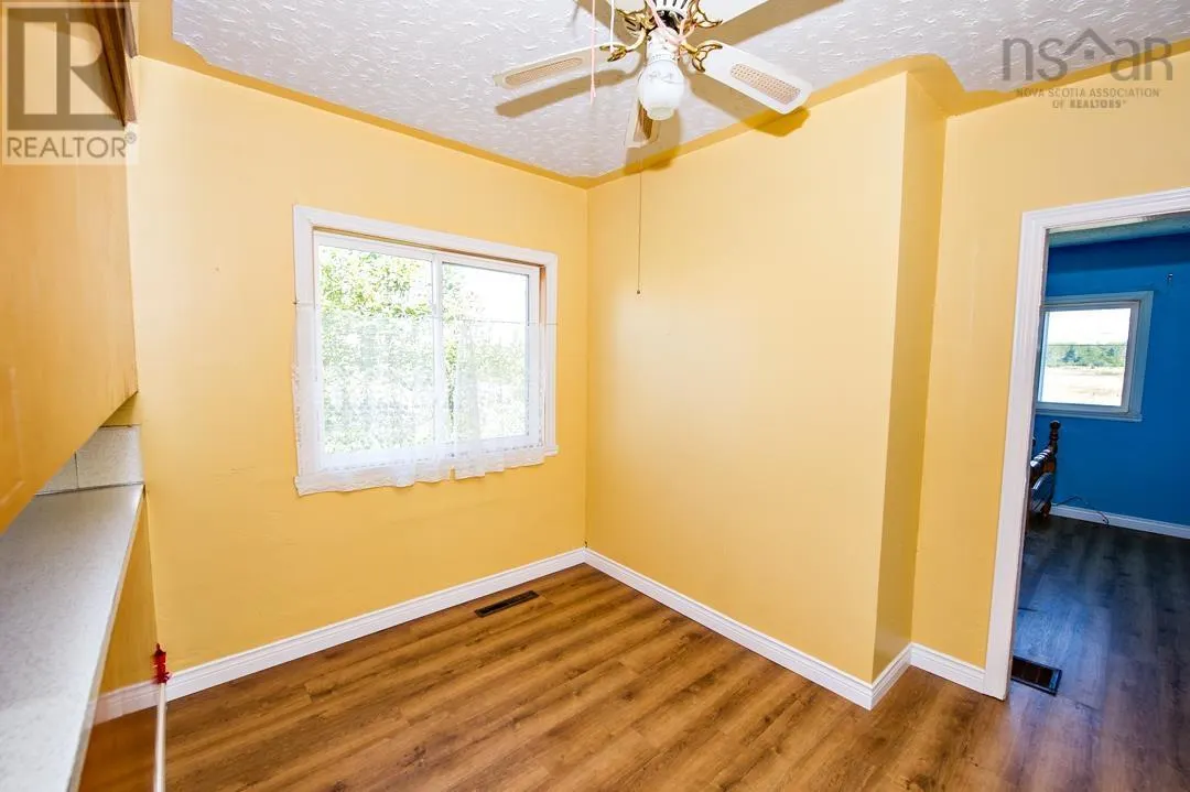 1395 Main Road