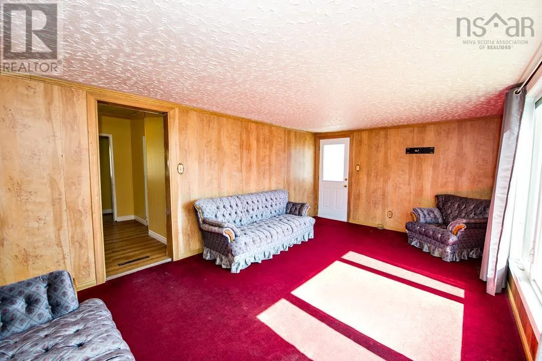 1395 Main Road