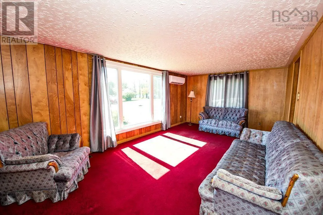 1395 Main Road