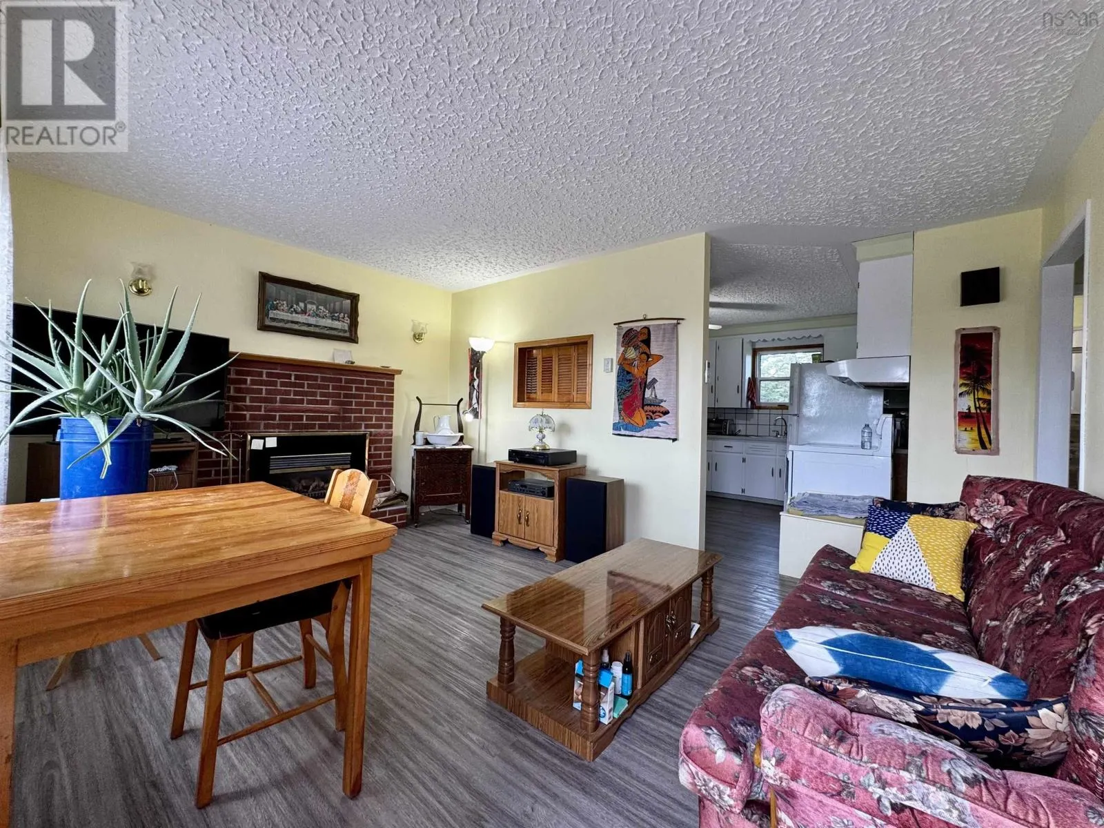 171 Rocky Bay Rd.