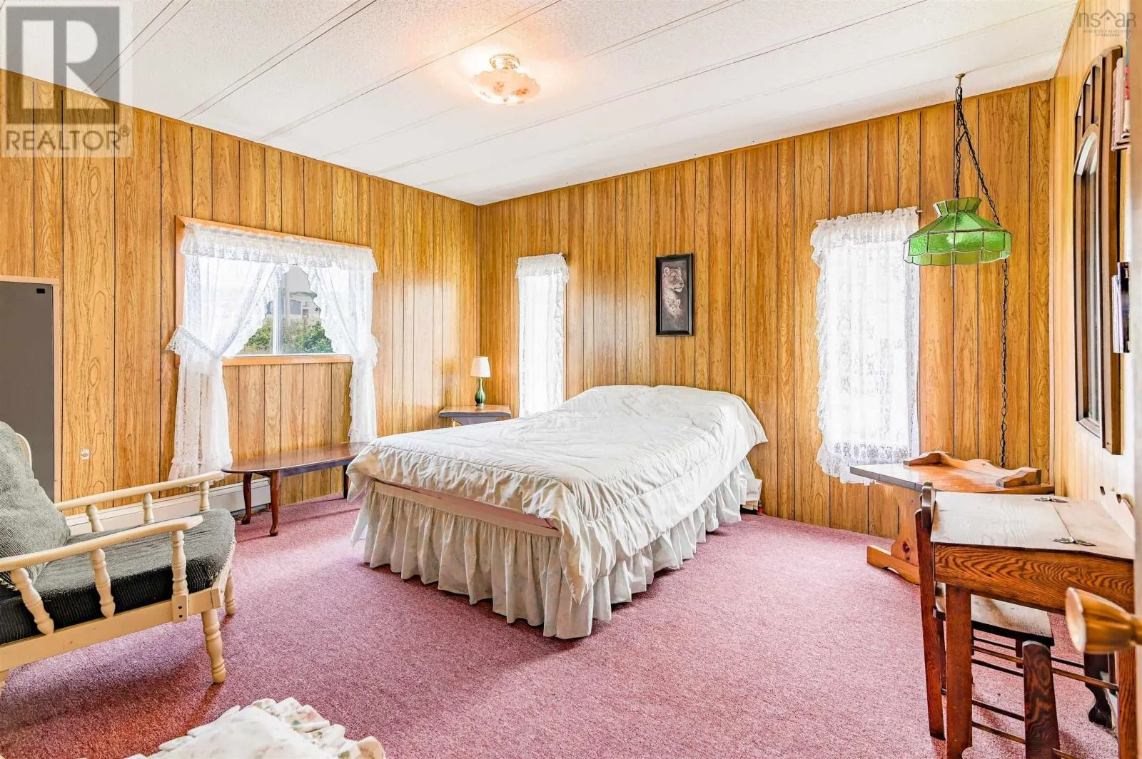 1472 Cape Split Rd Road