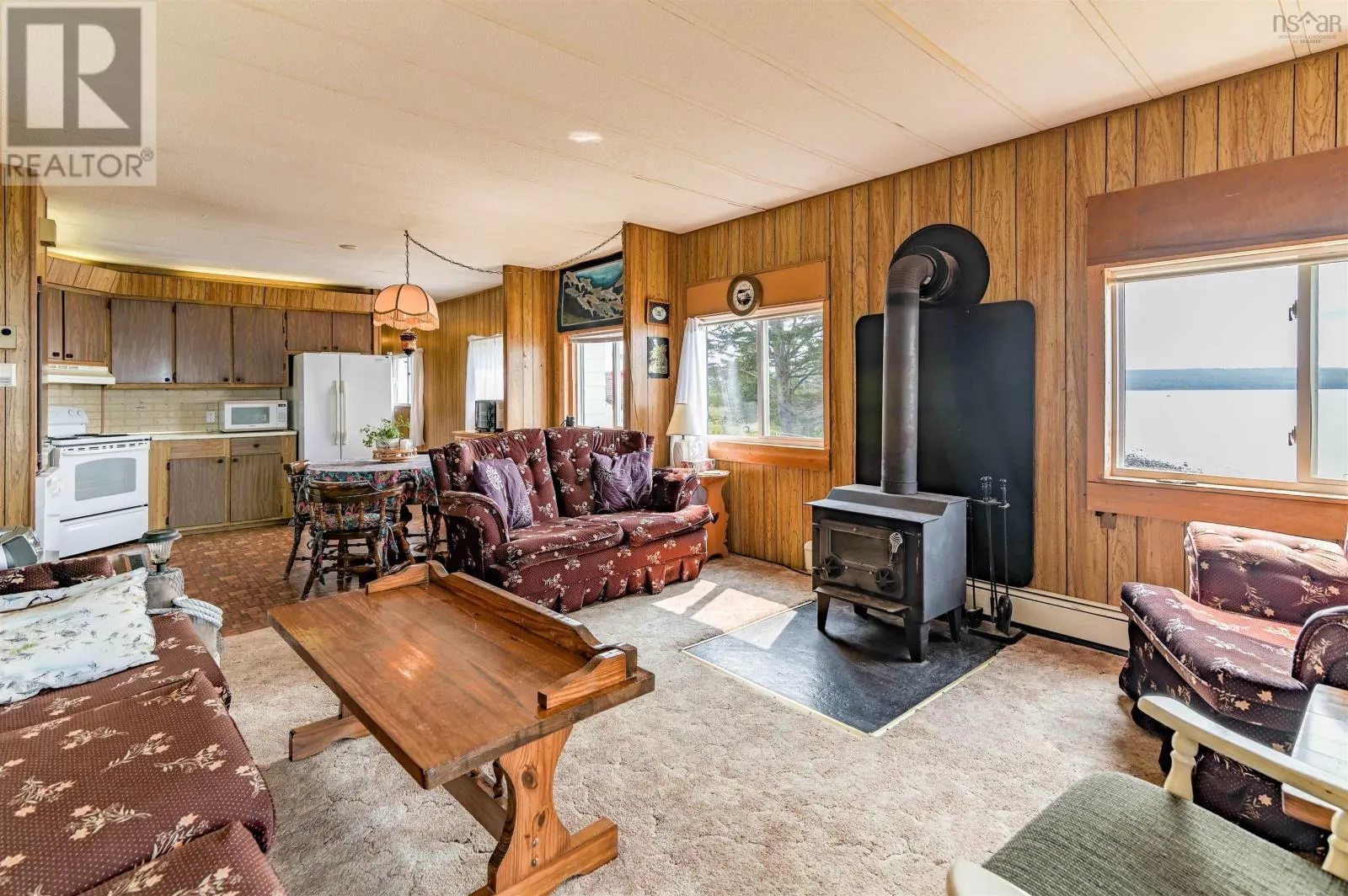 1472 Cape Split Rd Road