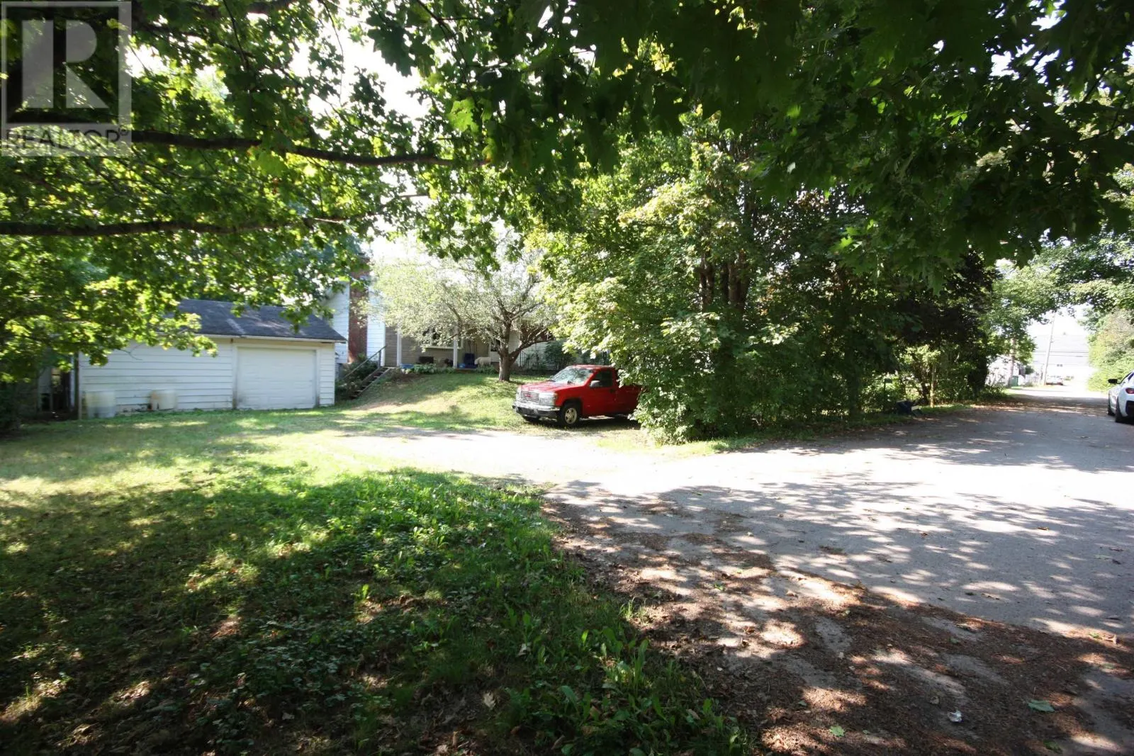22 Cherry Lane