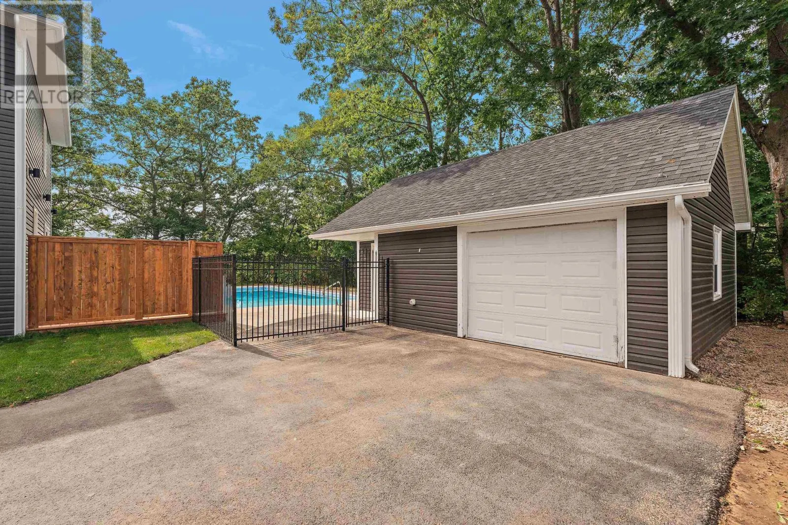 4 Caldwell Avenue