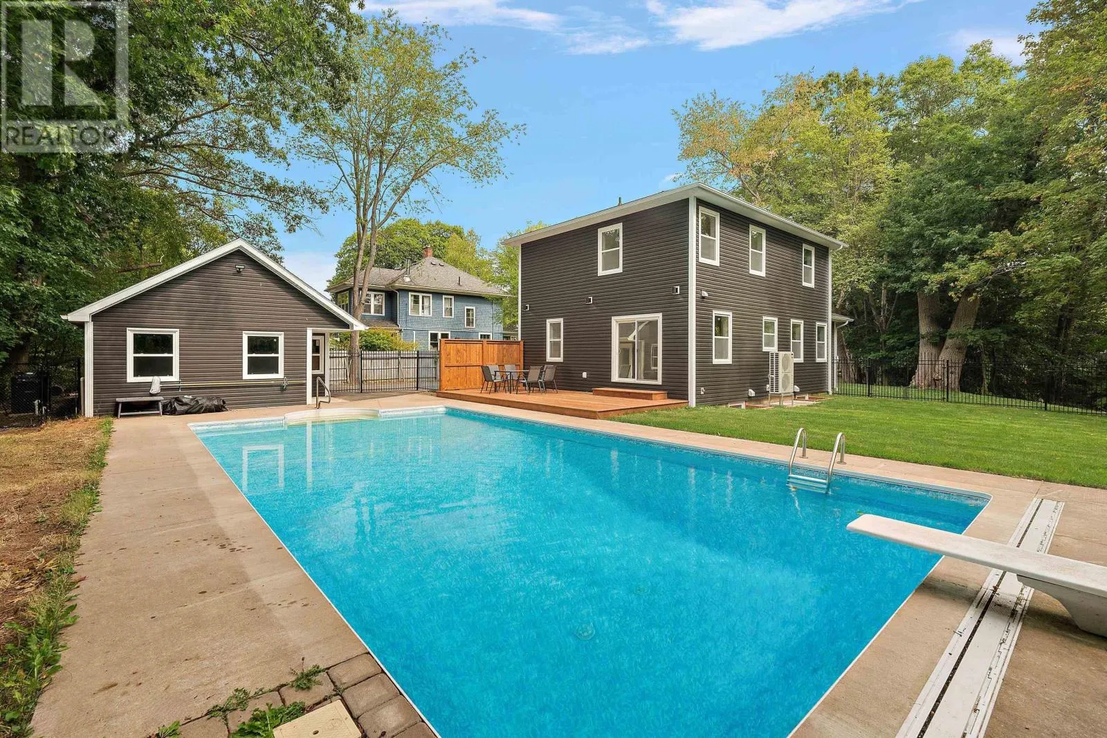 4 Caldwell Avenue