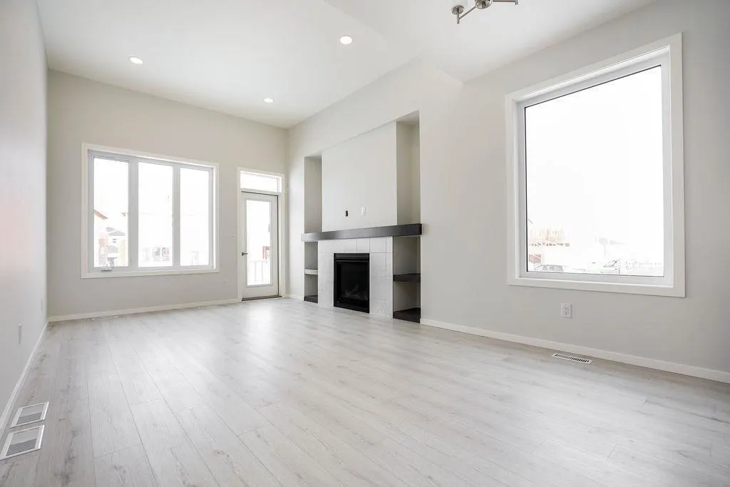 353 Desrosiers Drive