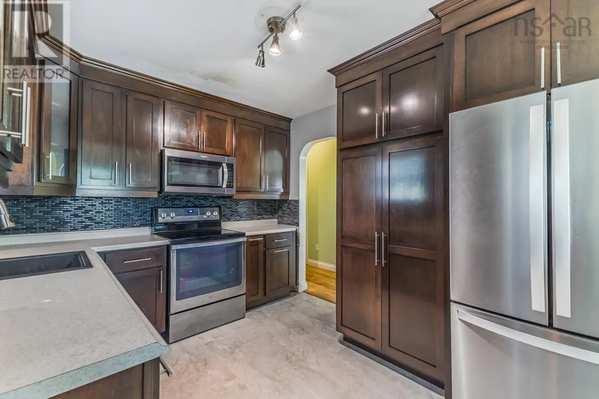 116 SPRUCE Drive