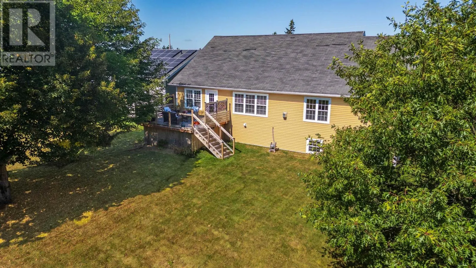 39 GARDINER Drive