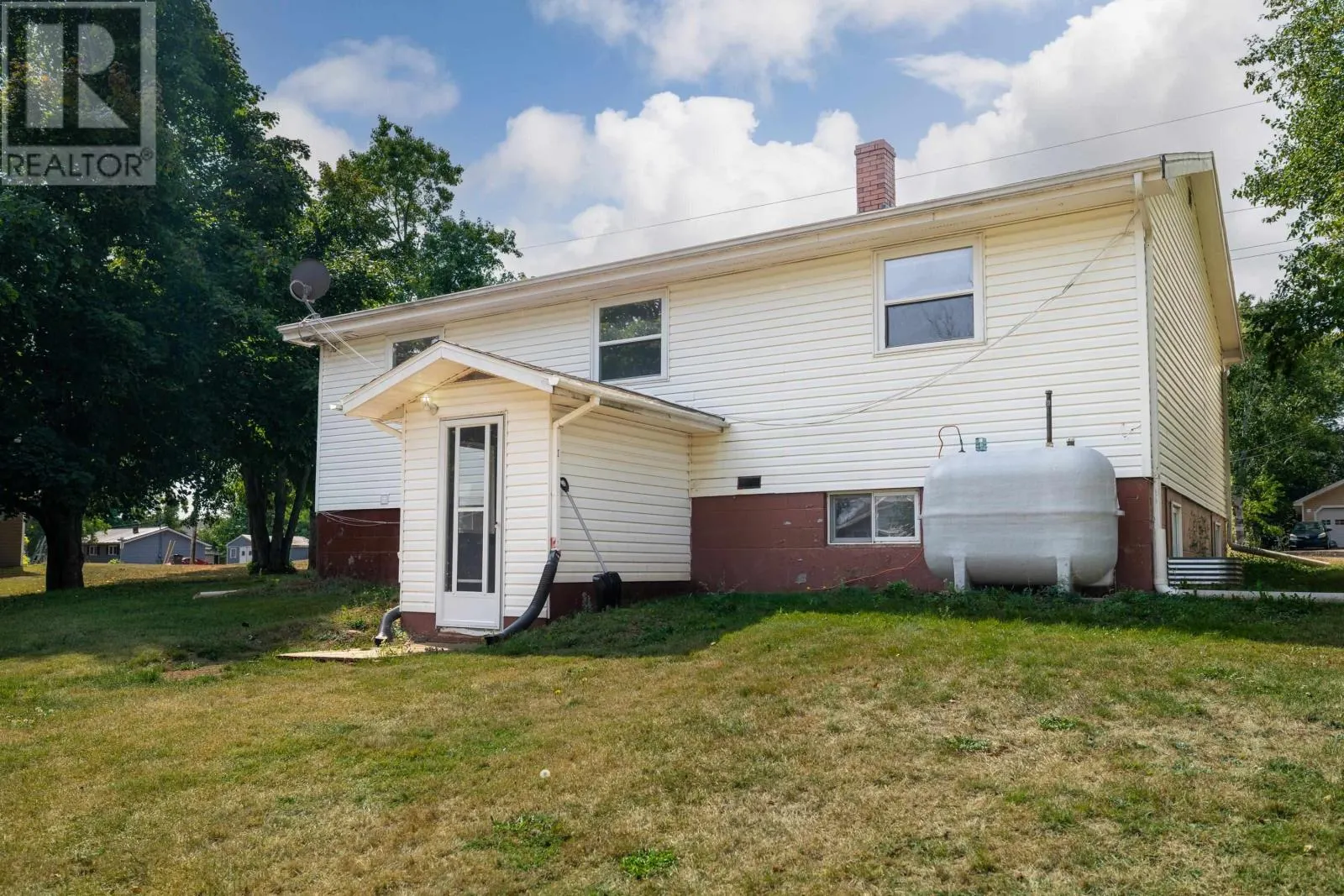 10 Ralden Avenue