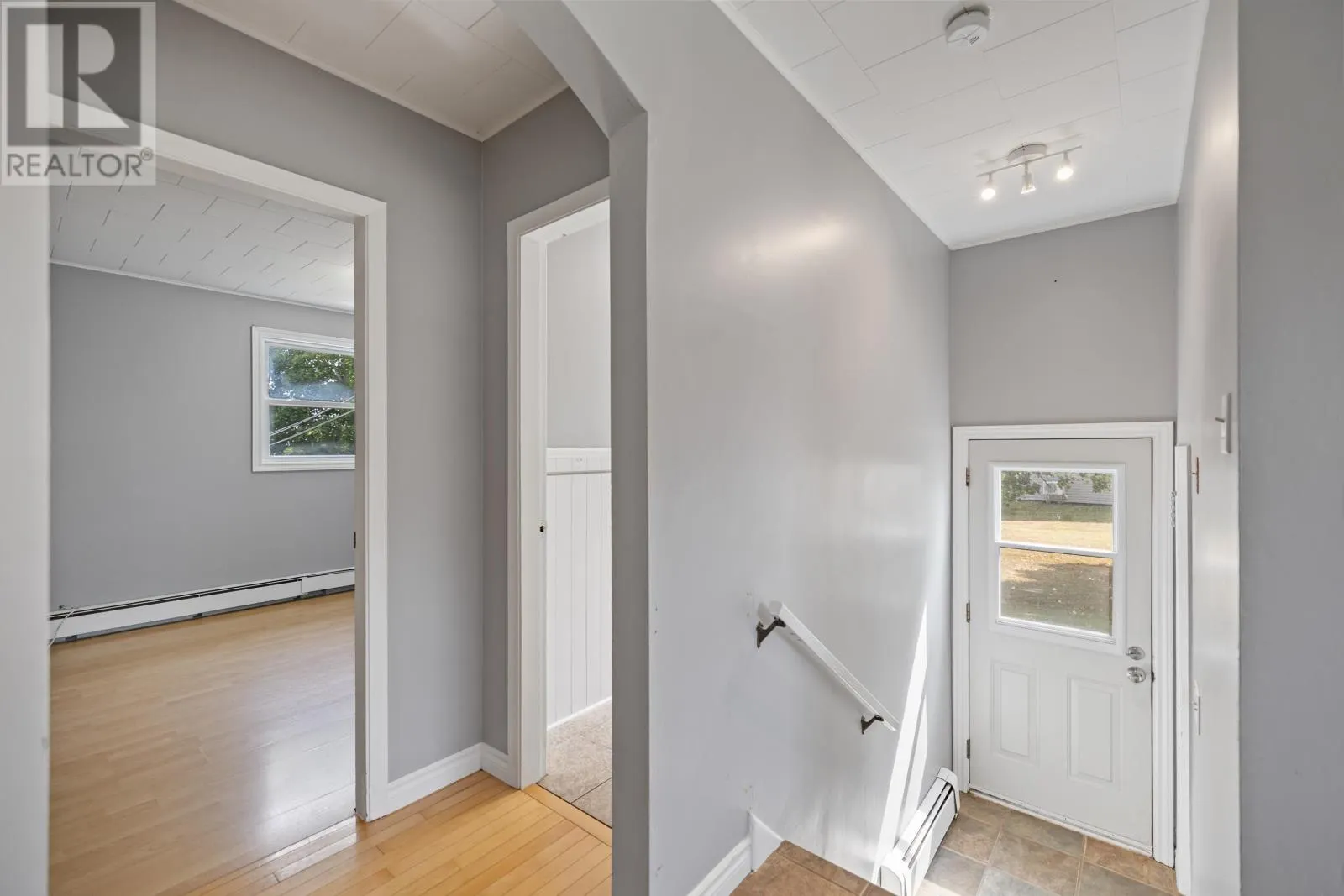 10 Ralden Avenue