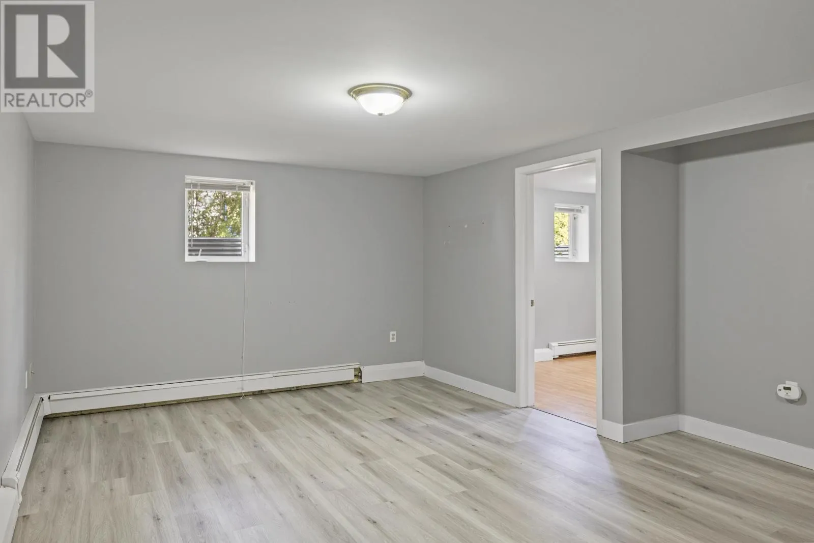 10 Ralden Avenue