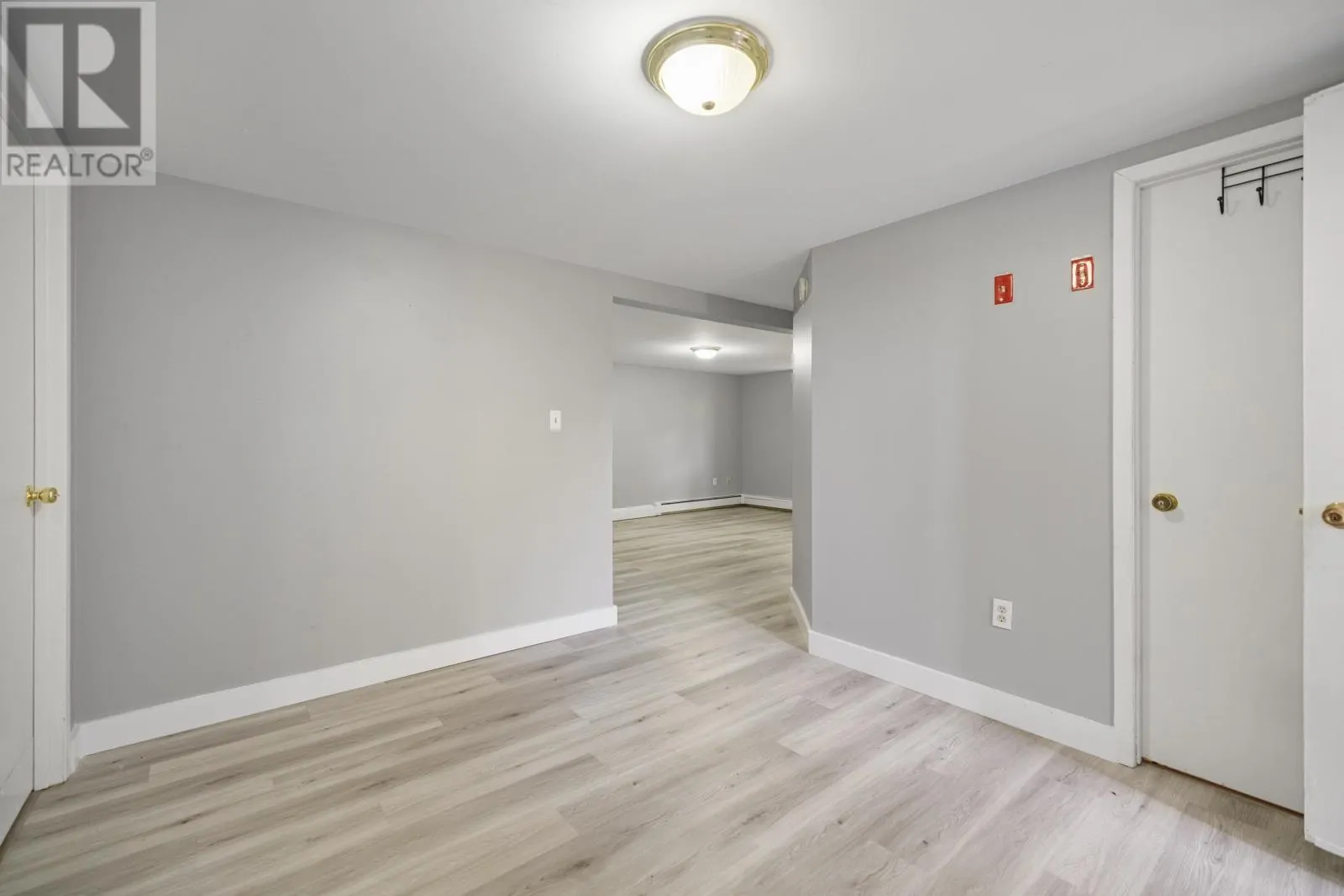 10 Ralden Avenue