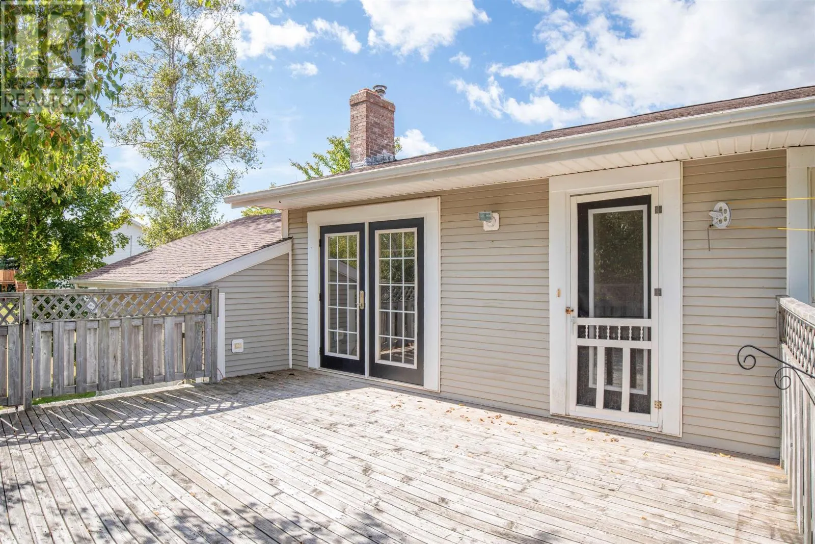 54 ANNE Crescent
