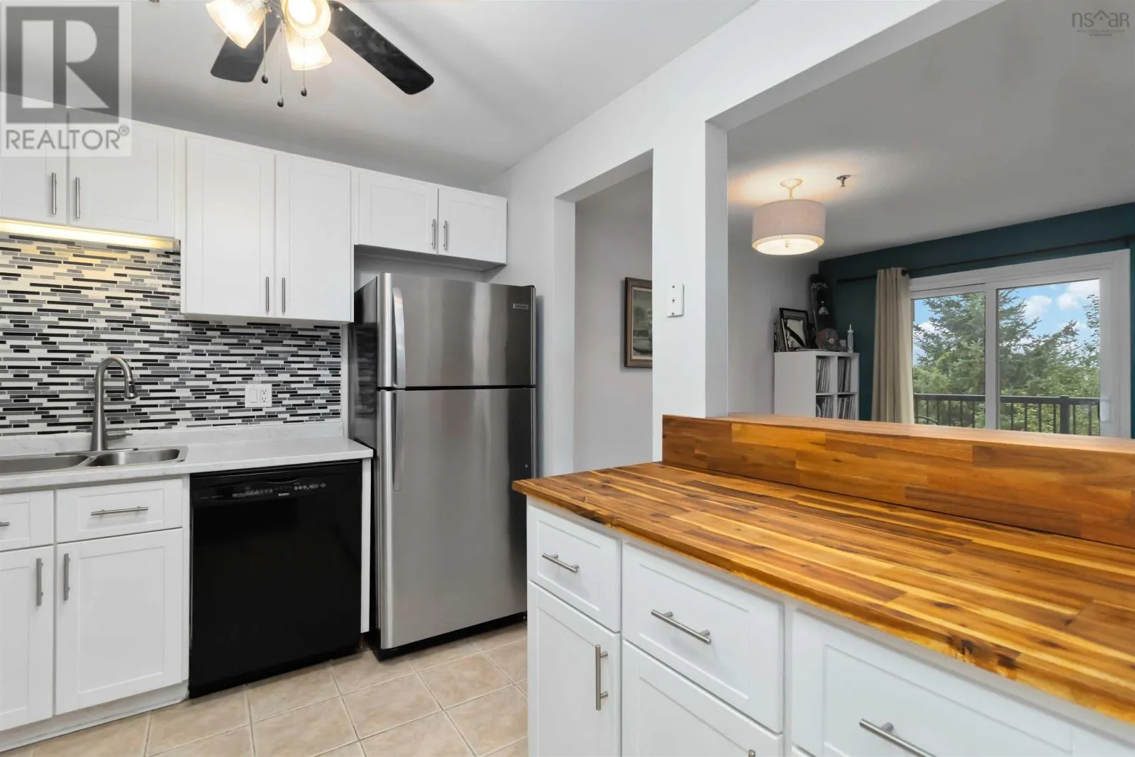 119 75 Collins Grove|The Primrose