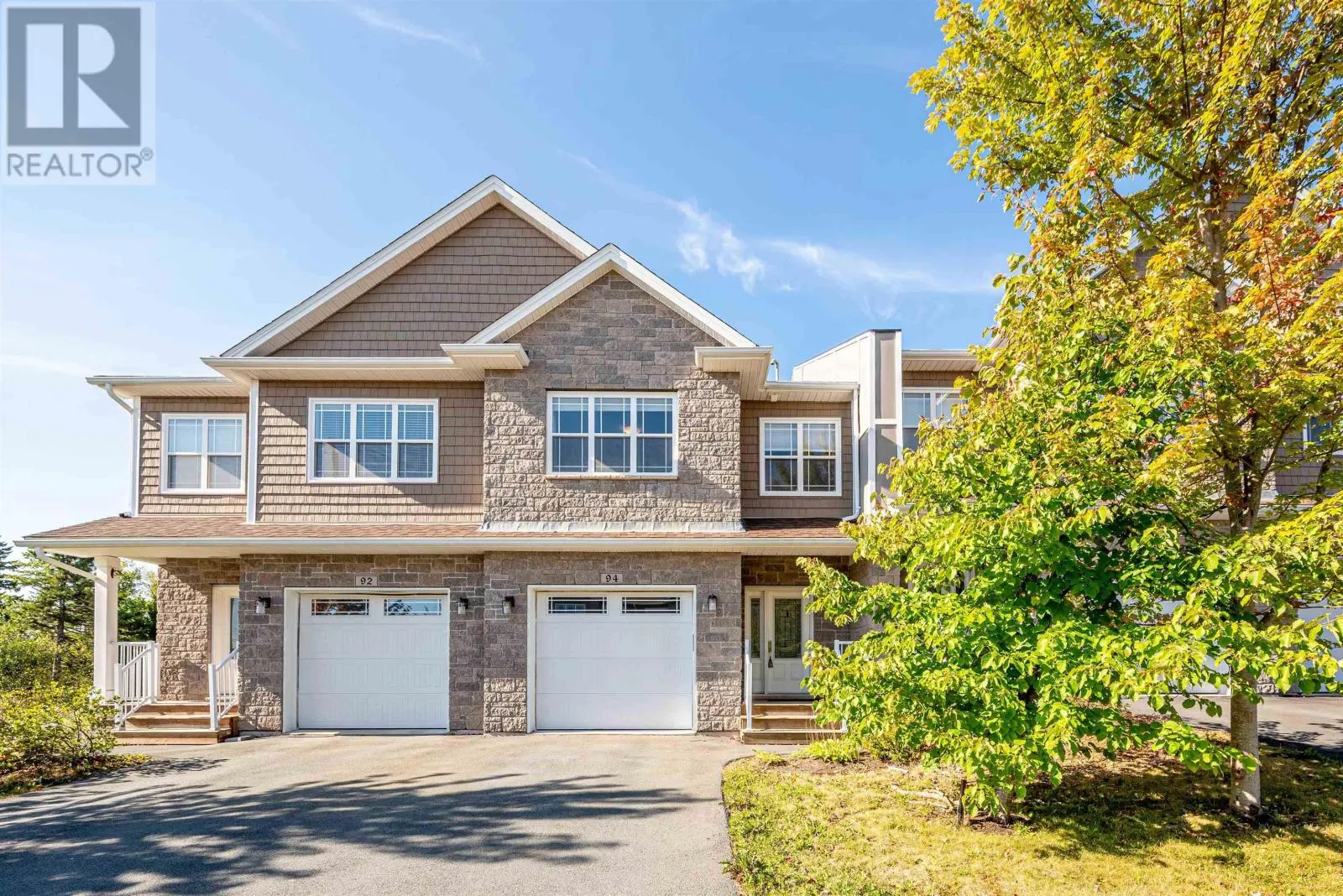 94 Larkview Terrace