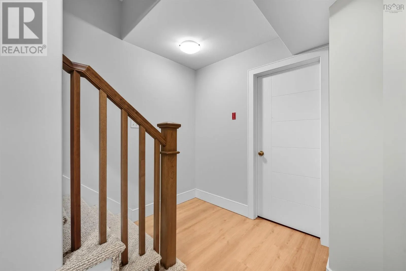 94 Larkview Terrace