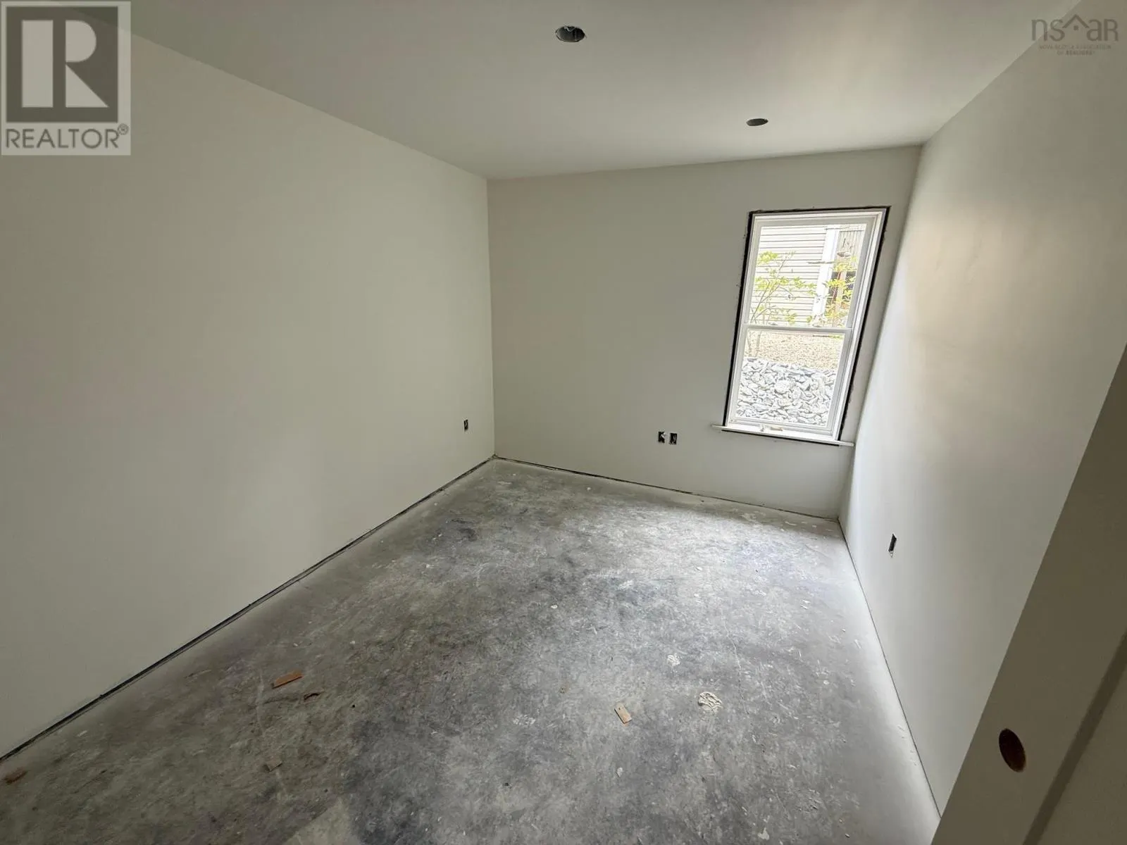 546 GLEN ALLAN Drive