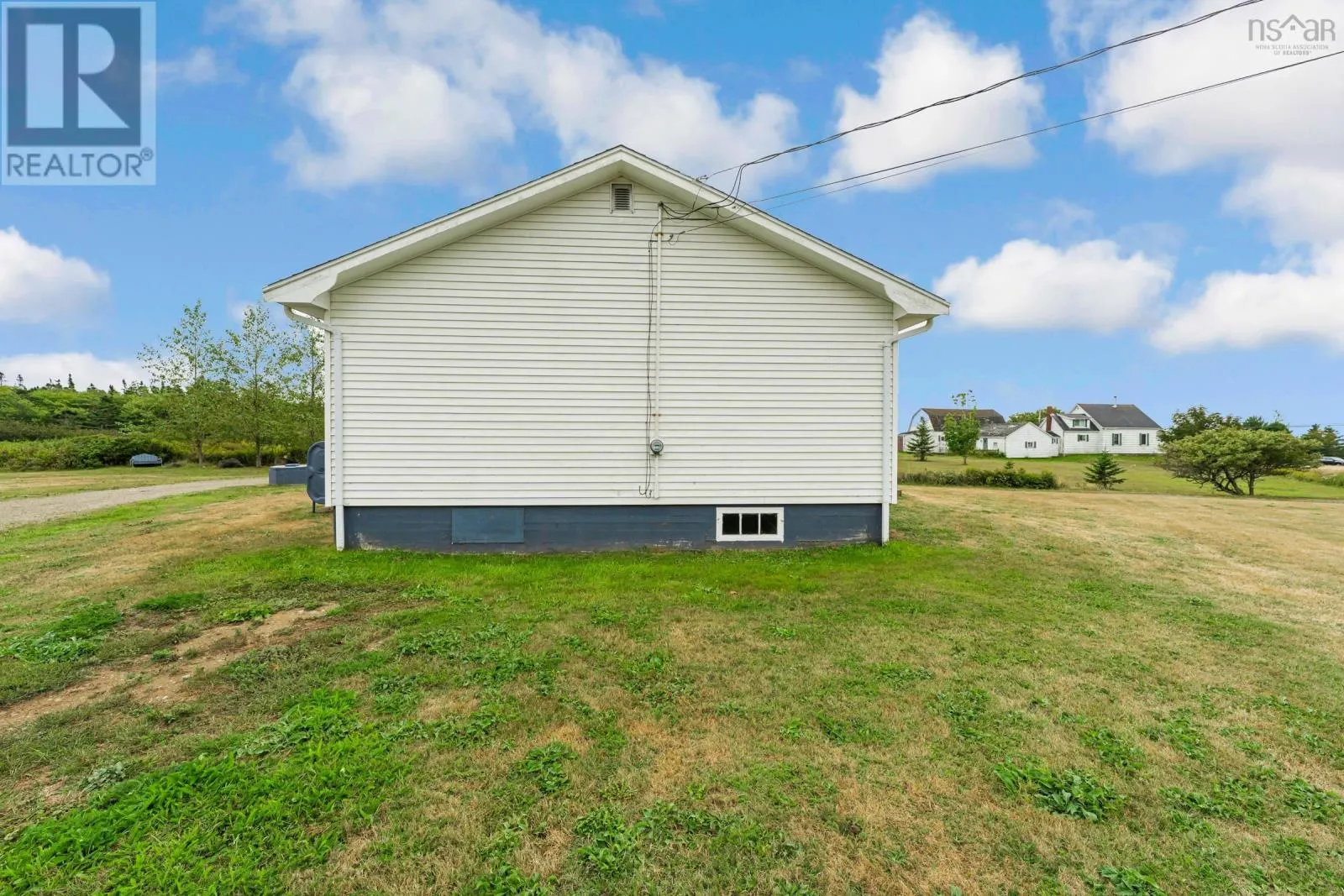 8 C Boudreau Road
