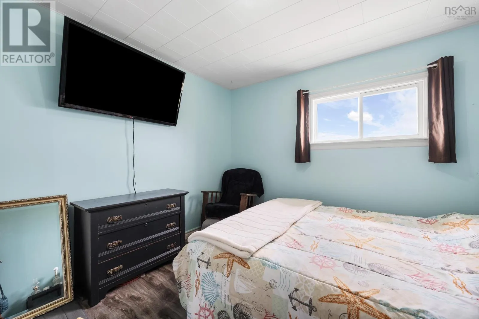 8 C Boudreau Road