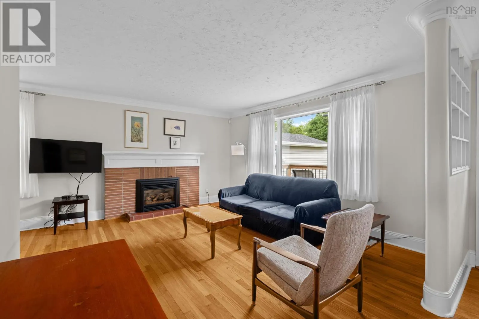27 Fleming Drive