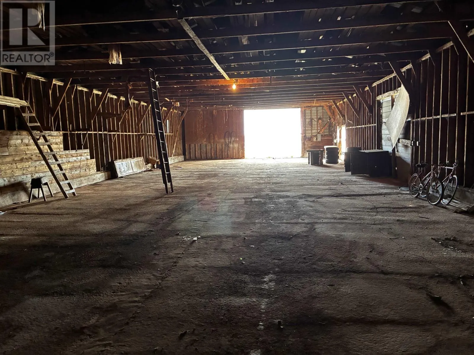239 Ling Road