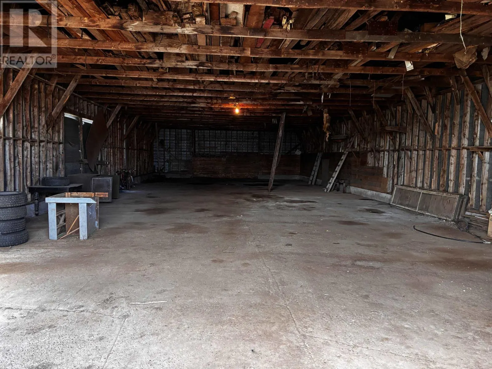 239 Ling Road