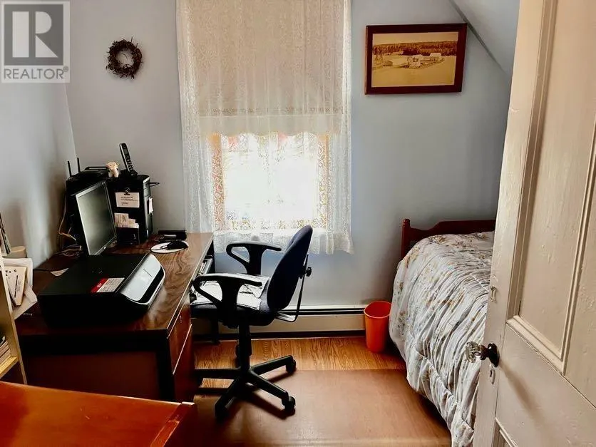 239 Ling Road