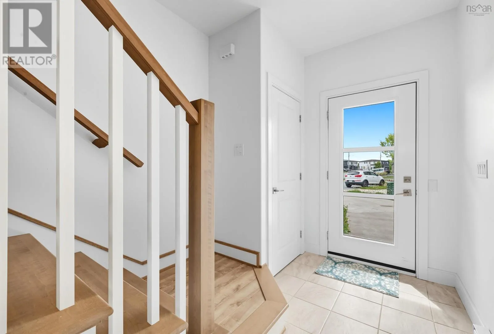 72 Grenoble Court
