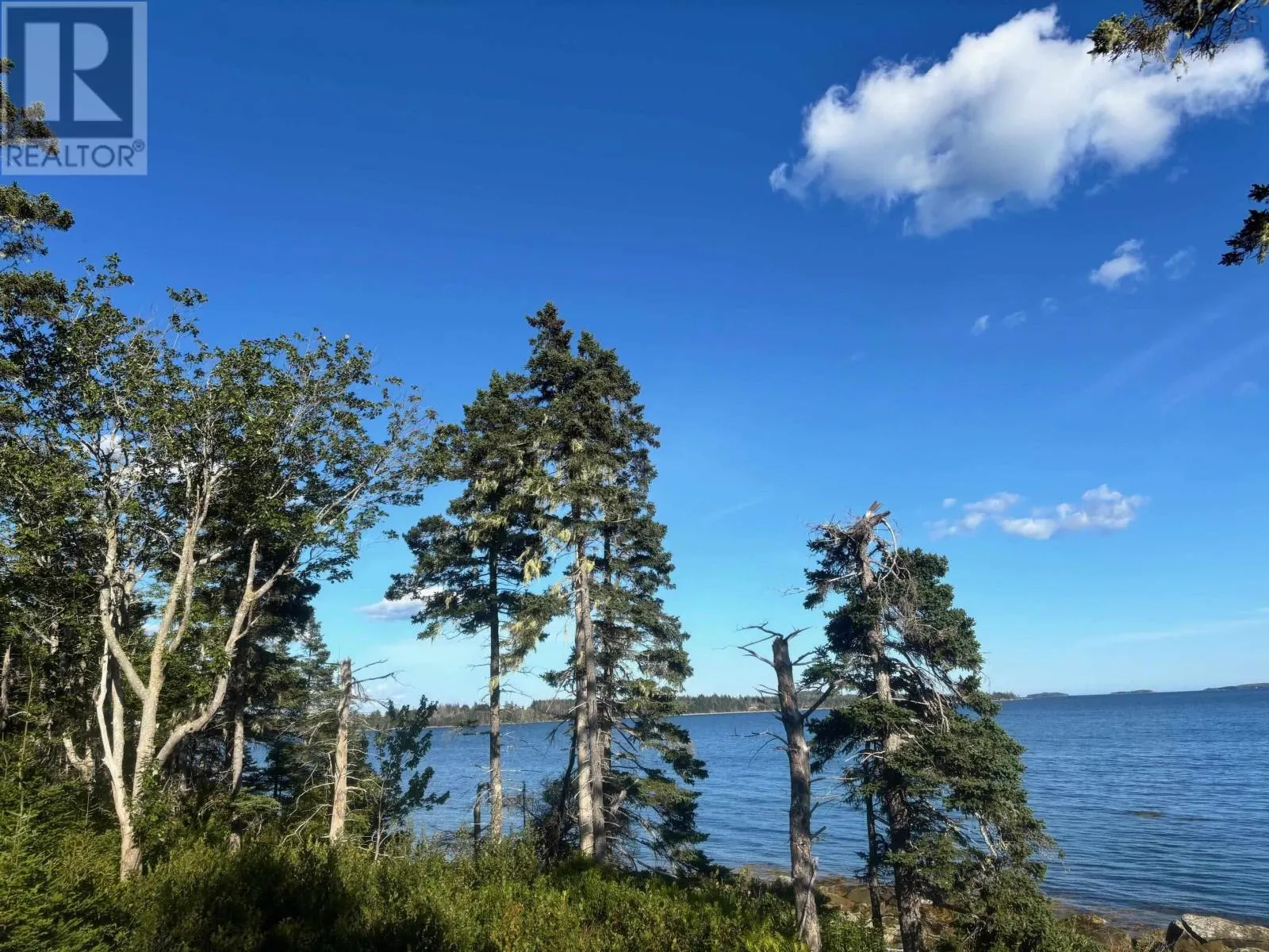 Lot 2 Highway 7