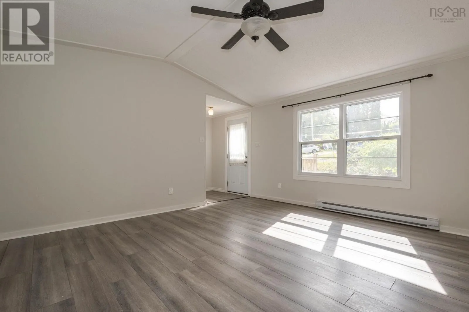 31 Pinecrest Drive