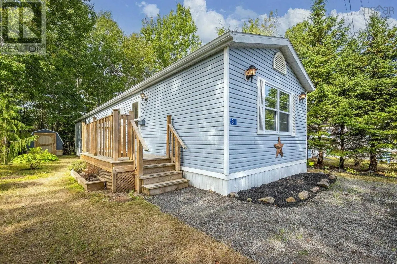 31 Pinecrest Drive