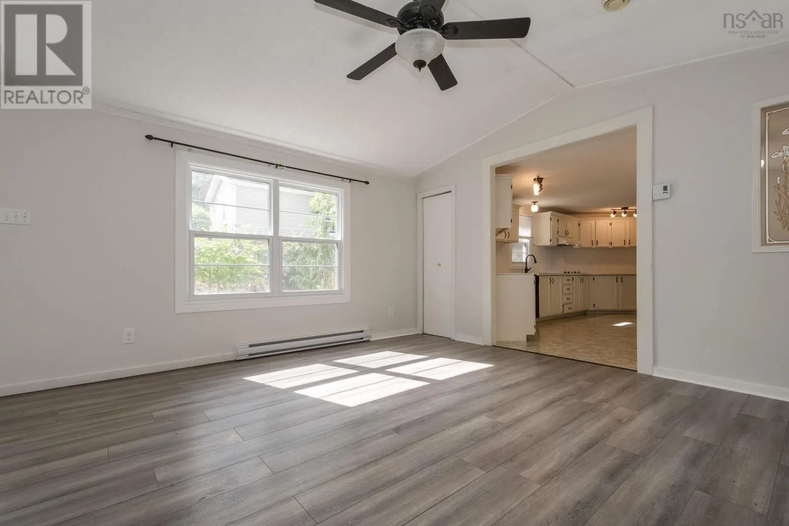 31 Pinecrest Drive