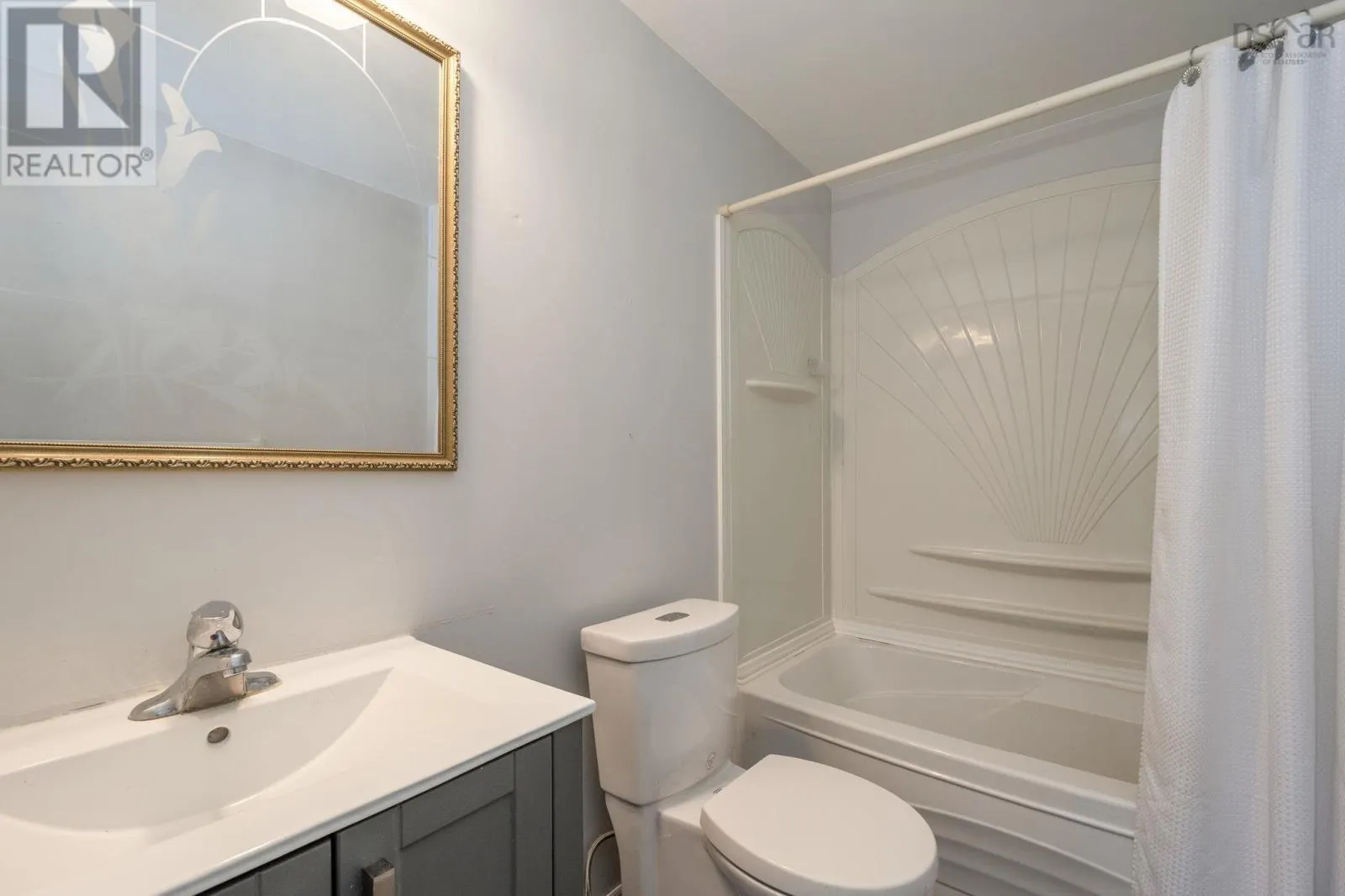 31 Pinecrest Drive
