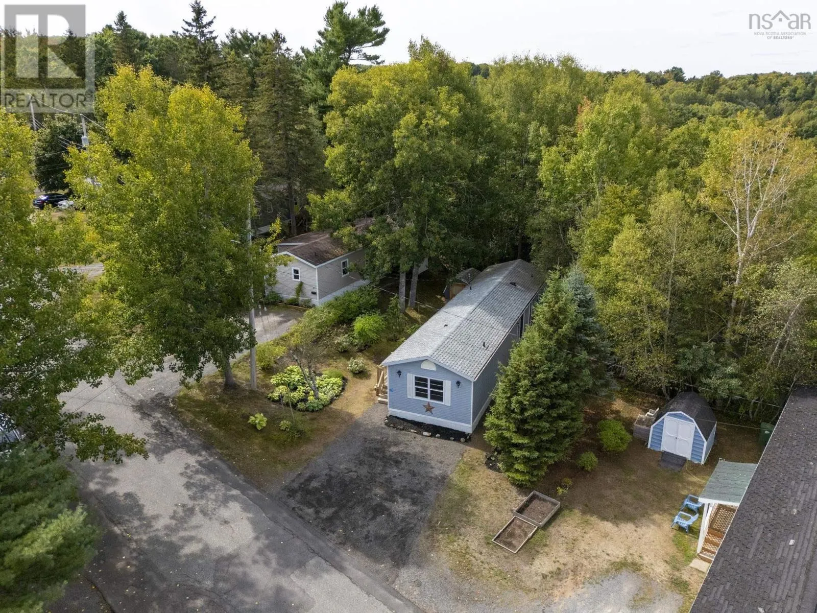 31 Pinecrest Drive
