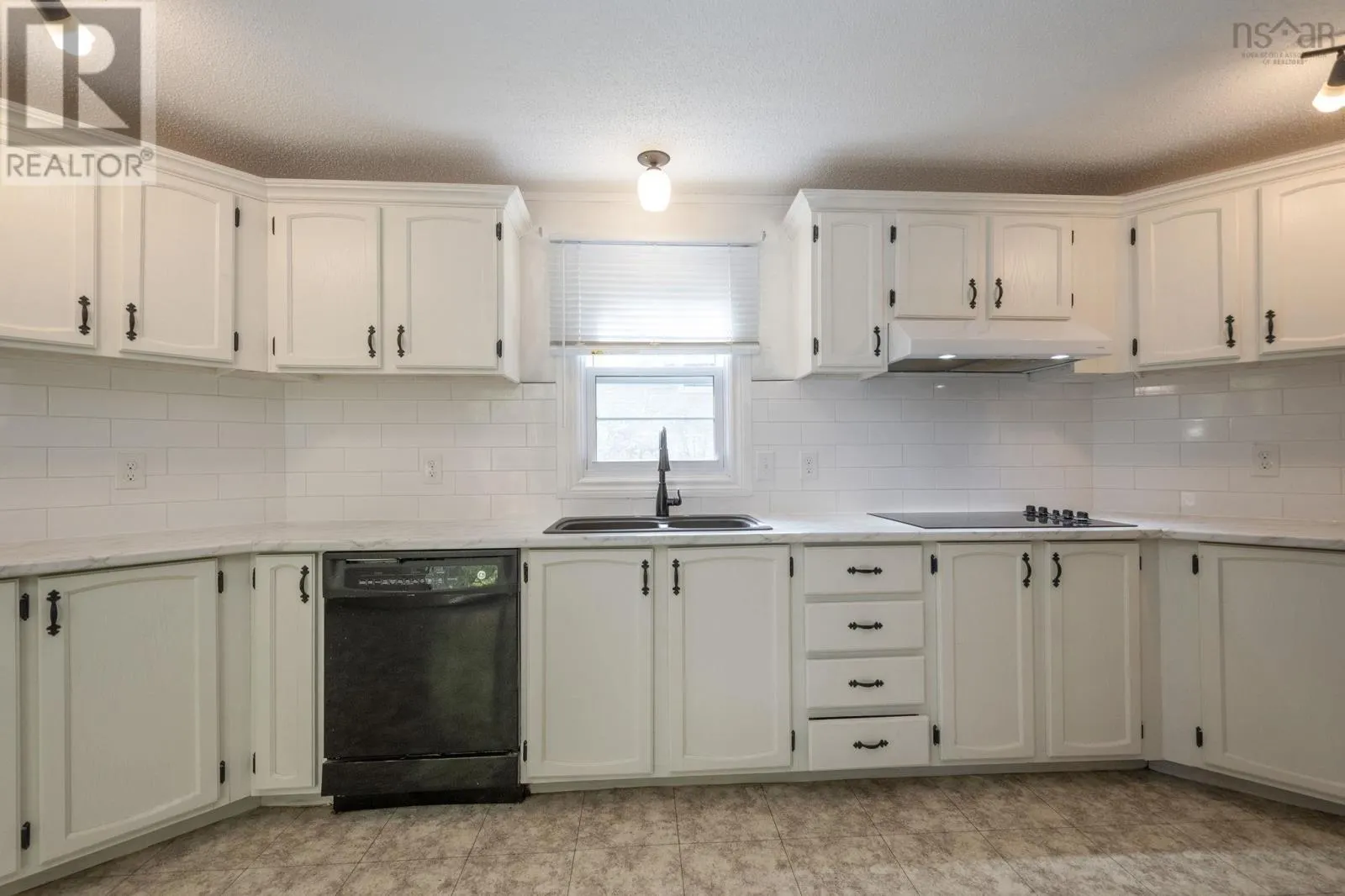 31 Pinecrest Drive