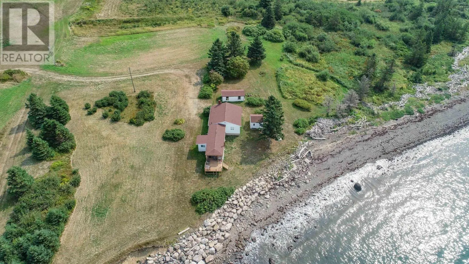 1472 Cape Split Rd
