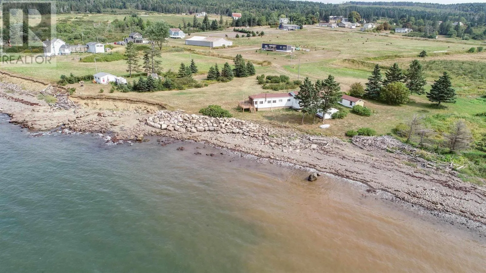 1472 Cape Split Rd