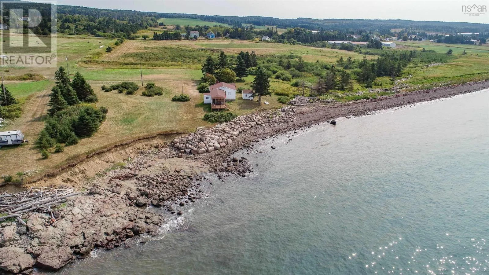 1472 Cape Split Rd